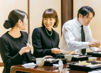 法事での会食