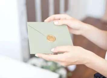 結婚式の招待状