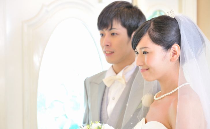 結婚式の新郎新婦
